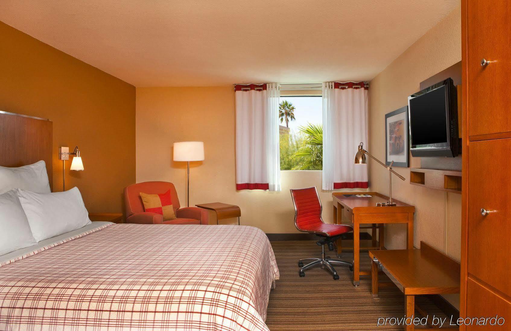 Moxy Phoenix Tempe/Asu Area Εξωτερικό φωτογραφία